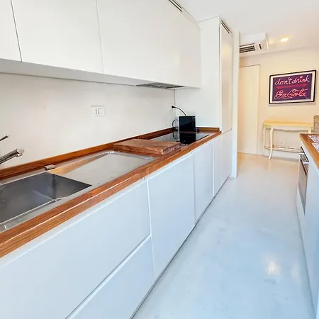 Апартаменты Heaven Apt, Rickeys