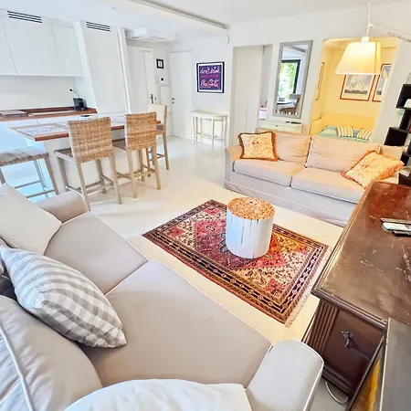 Апартаменты Heaven Apt, Rickeys