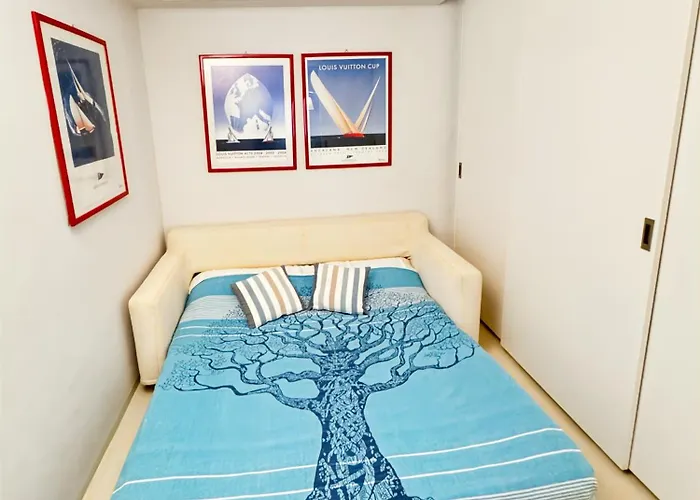 Heaven Apt, Rickeys * Cap-d'Ail