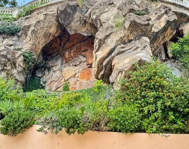 Heaven Apt, Rickeys 卡普戴尔